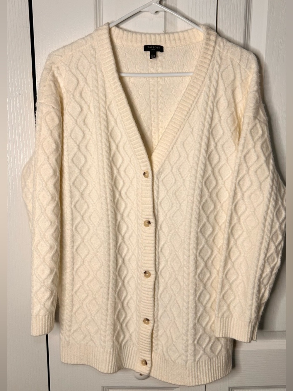 Talbots Women’s XL P Cream Cable-Knit V-Neck Button Fisherman Cardigan Sweater